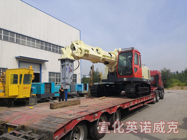 LB100型履帶式全液壓拆爐機 